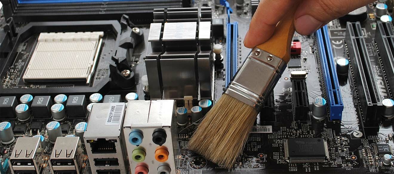 чистка от пыли и замена термопасты 