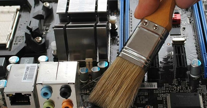 чистка от пыли и замена термопасты&nbsp;